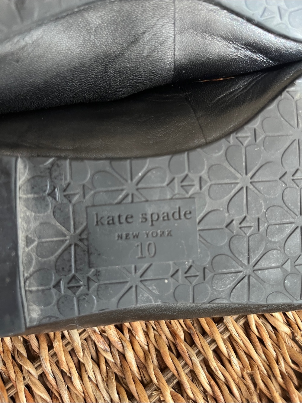 ♠️ kate spade Black Pointed Leather Flats with logo - Picture 11 of 12
